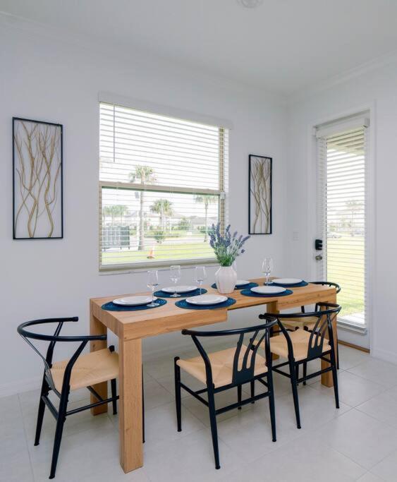 Modern Oasis! 3Br Townhouse In A Lagoon Community Wesley Chapel Ngoại thất bức ảnh